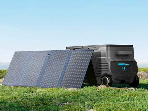 Anker everfrost powered cooler 50 + 200W solar panel for charging