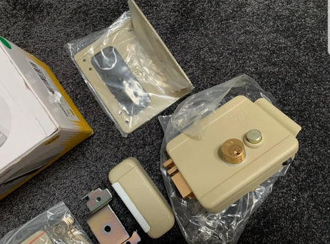 Yale Electric Rim Lock